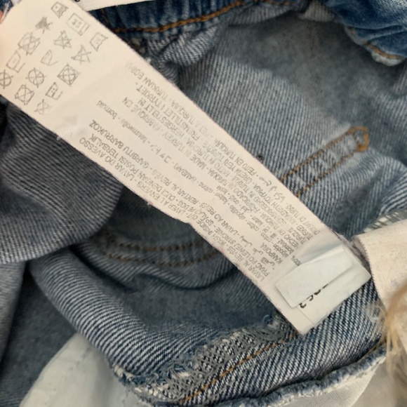 Zara | Paperbag Jeans - Picture 5 of 7